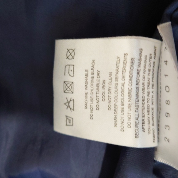 Peter Storm spring/autumn rain jacket - Picture 8 of 8